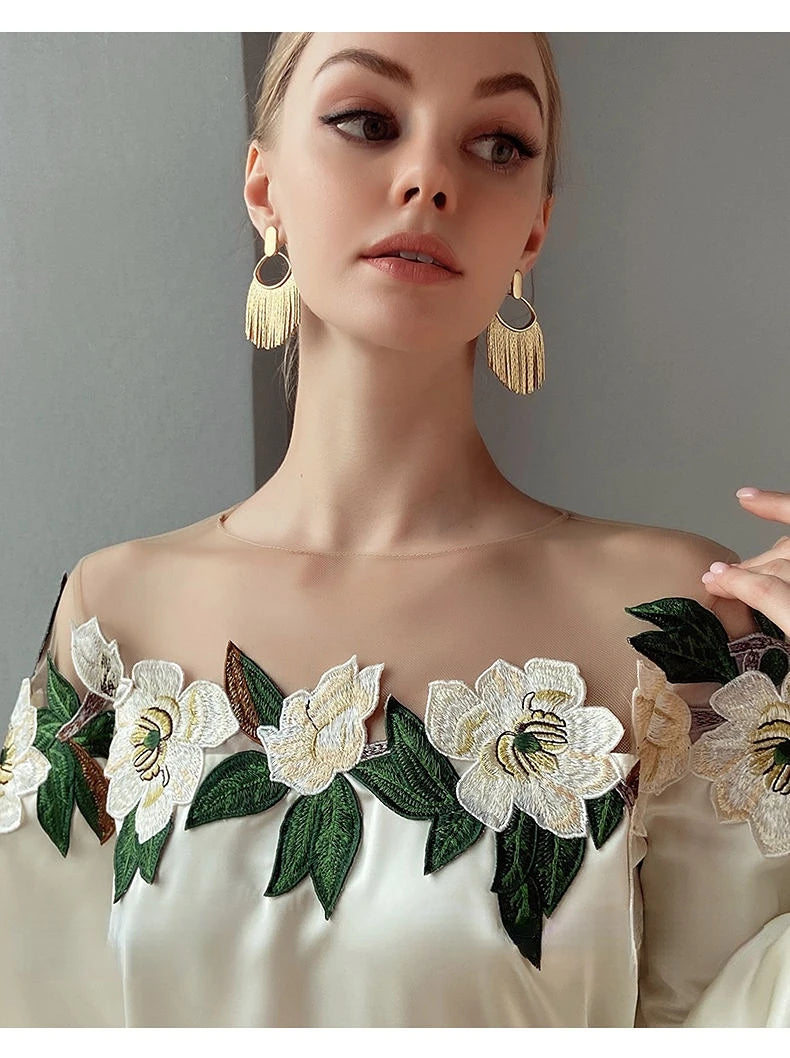 Summer Women Long Sleeve Off Shoulder Mesh Spliced Satin Embroidered Shirt Women Tops Shirts for Women Blusa Chifon Blouse C270