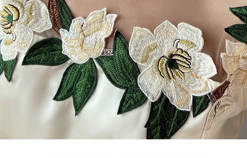 Summer Women Long Sleeve Off Shoulder Mesh Spliced Satin Embroidered Shirt Women Tops Shirts for Women Blusa Chifon Blouse C270
