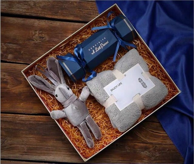 Gift Box Ceramic cup handkerchief brooch - GigaWorldStore