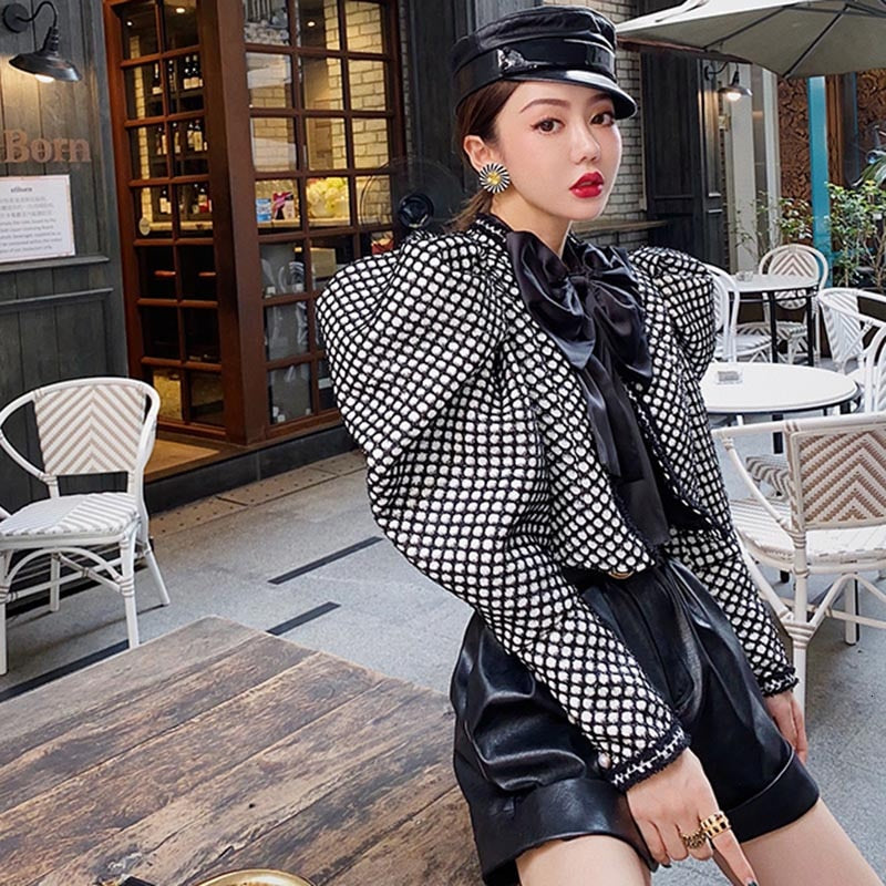 Ruched Plaid Coat For Women O Neck Puff Sleeve Short Female Coat Streetwear 