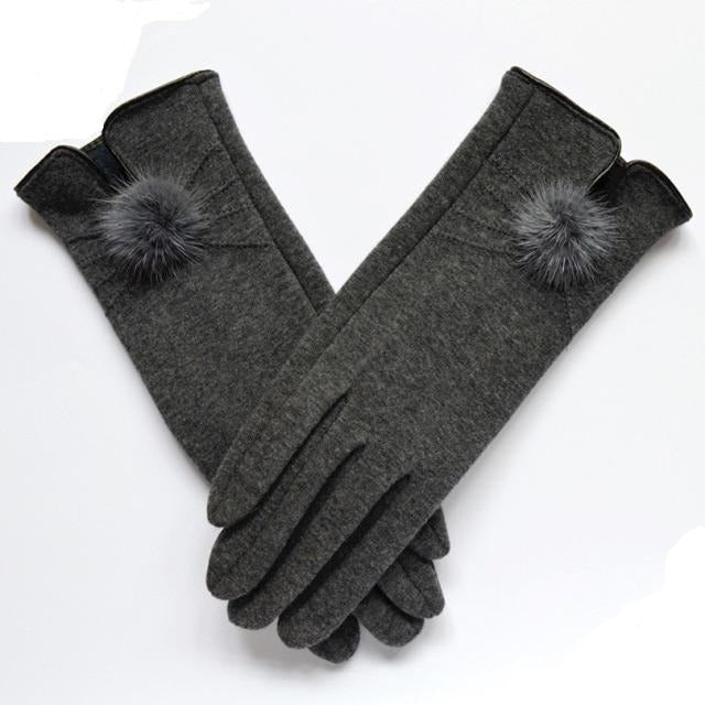 Women Mink ball Wool Gloves Fashion Design Winter Gloves Trendy Elegant Soft Mittens Gloves