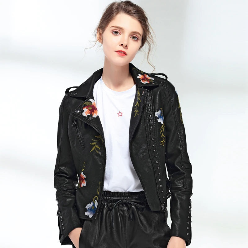 chaqueta de cuero con estampado Floral para mujer, abrigo Retro bordado, con cuello vuelto, de Pu, estilo motero, Punk, color negro